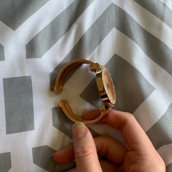 Watch - Picture 2 of 2